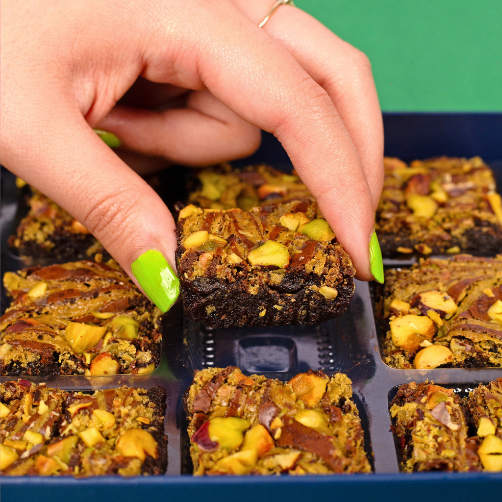 Pistachio Brownies - Mini Bites Brownie Darling