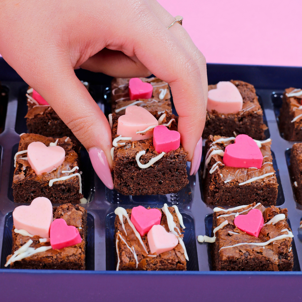 All Hearts Love Brownies - Mini Bites Brownie Darling